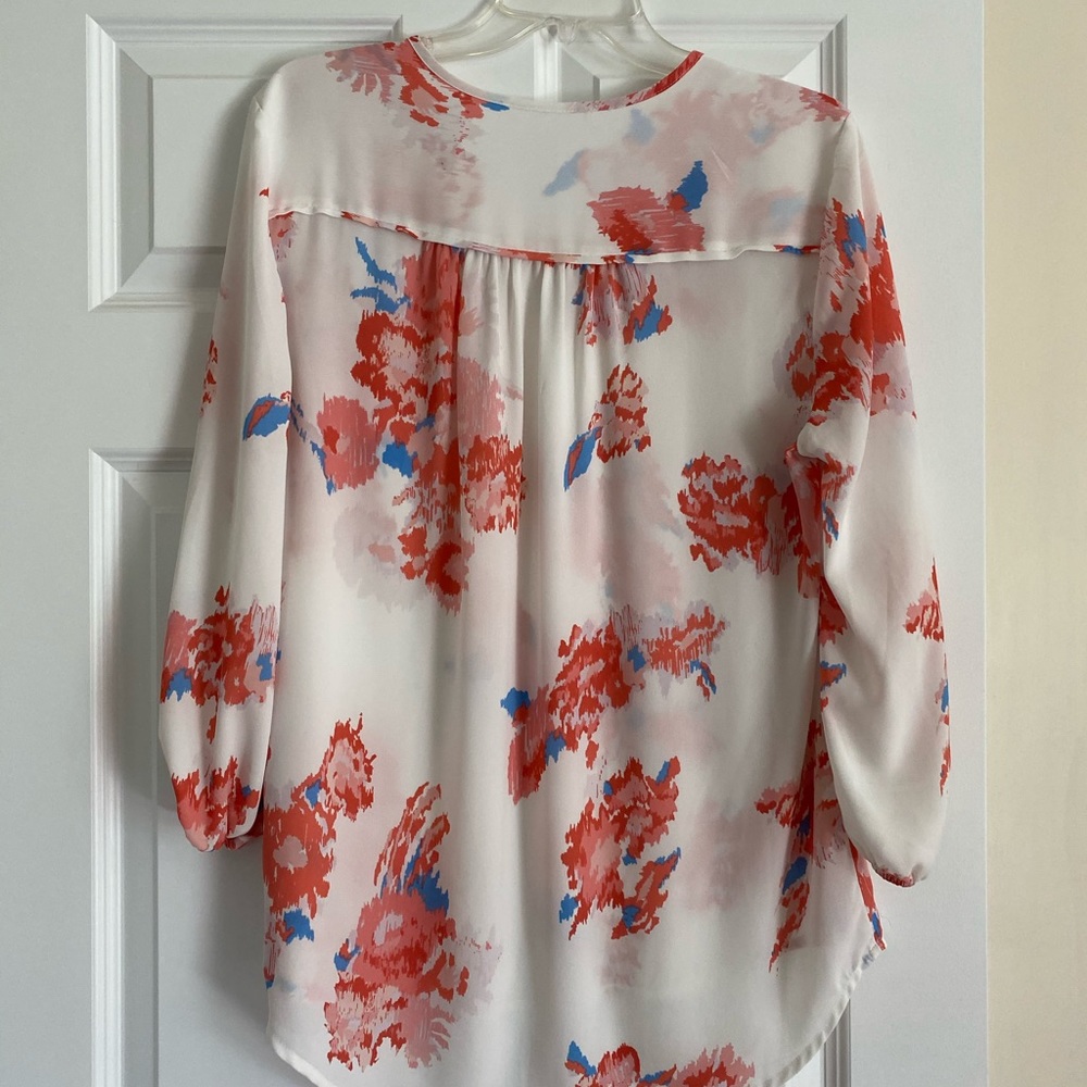 Pink Blouse - Picture 2 of 2